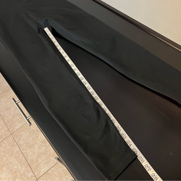 Fabletics Define PowerHold® Jumpsuit in black, size M - Picture 11 of 16